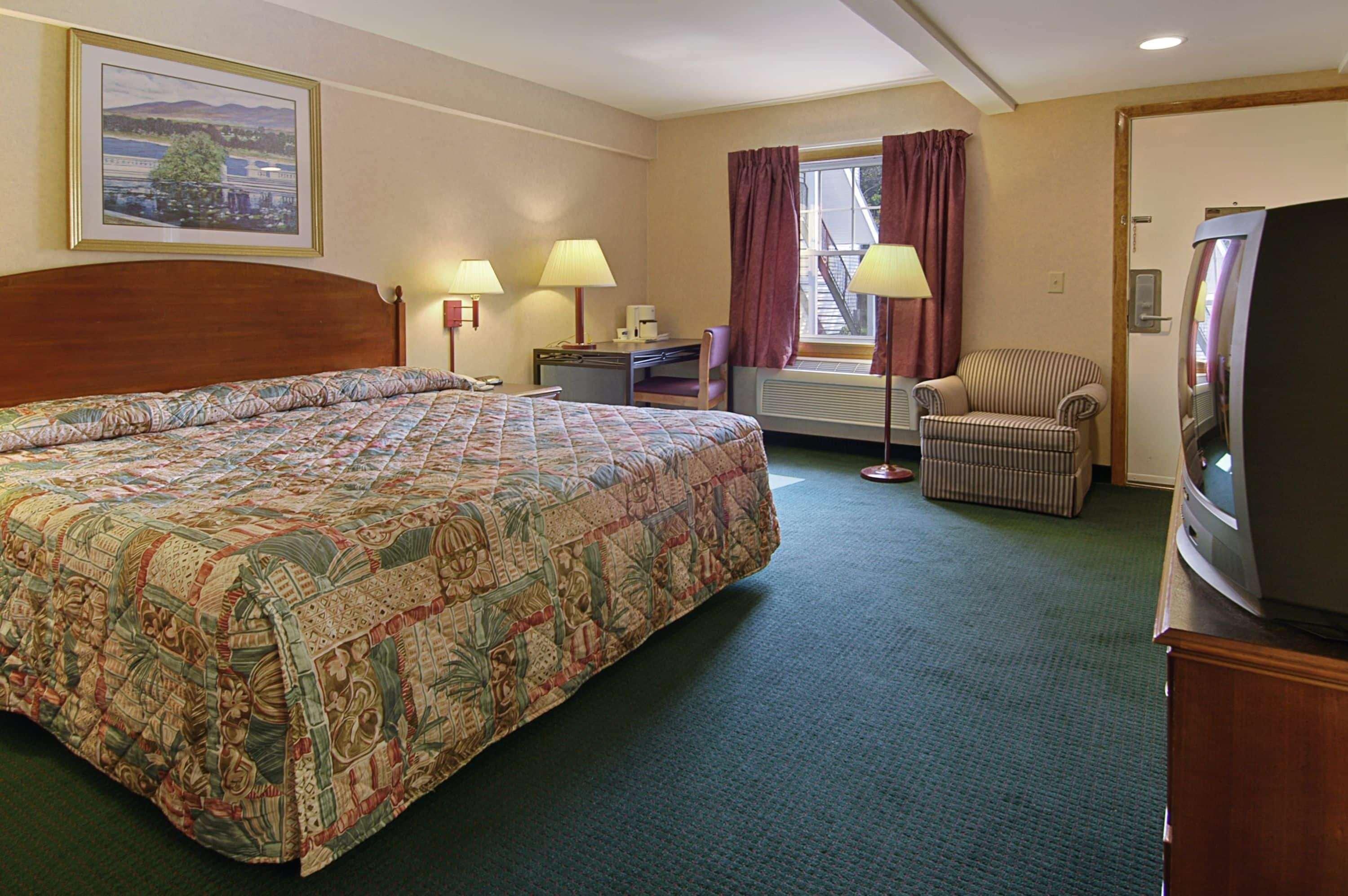 Howard Johnson By Wyndham