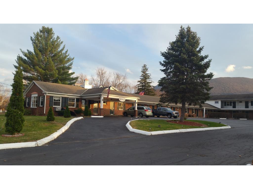 Motel Howard Johnson By Wyndham 3*