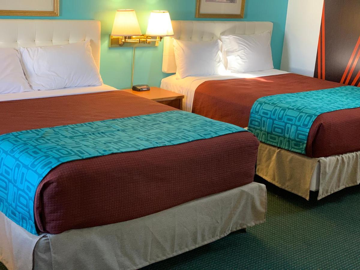 Howard Johnson By Wyndham 3*